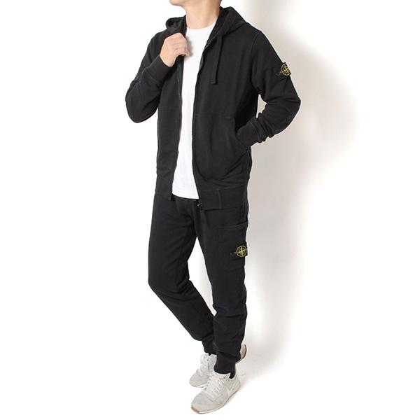 STONE ISLAND（ストーン アイランド） 25AWモデル バッジワッペン付き