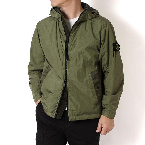 STONE ISLAND（ストーン アイランド） 26SSモデル バッジワッペン付き