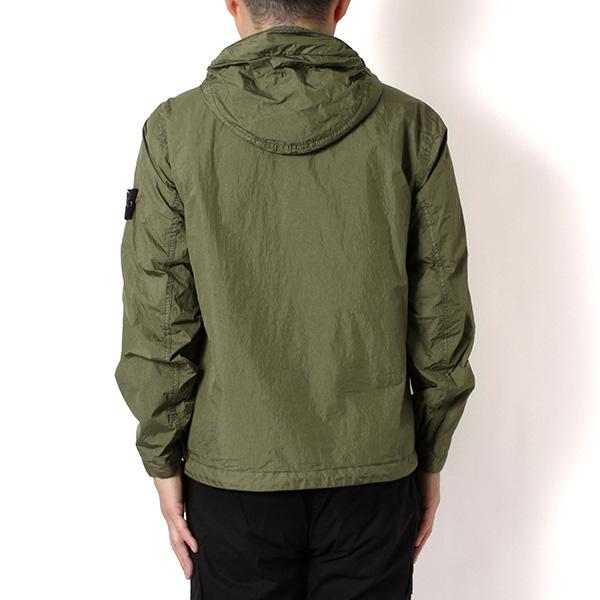 26SSモデル ストーンアイランド STONE ISLAND バッジワッペン付き 防風+はっ水 ナイロンジャケット【V005G MILITARY】 L1S154100001 S0A23 V005G/【2026SS】の画像