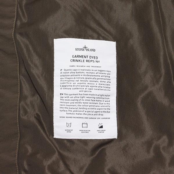 26SSモデル ストーンアイランド STONE ISLAND バッジワッペン付き 防風+はっ水 ナイロンジャケット【V007C UMBER】 L1S154100001 S0A23 V007C/【2026SS】m-outerの画像