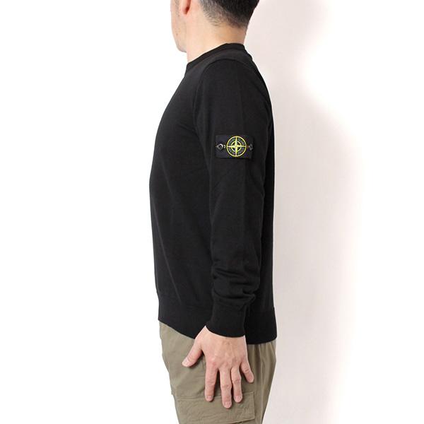 STONE ISLAND（ストーン アイランド） 26SSモデル バッジワッペン付き