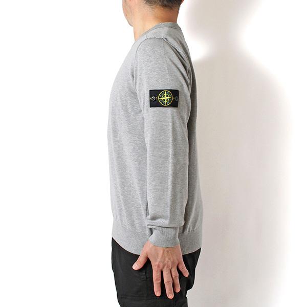STONE ISLAND（ストーン アイランド） 26SSモデル バッジワッペン付き 