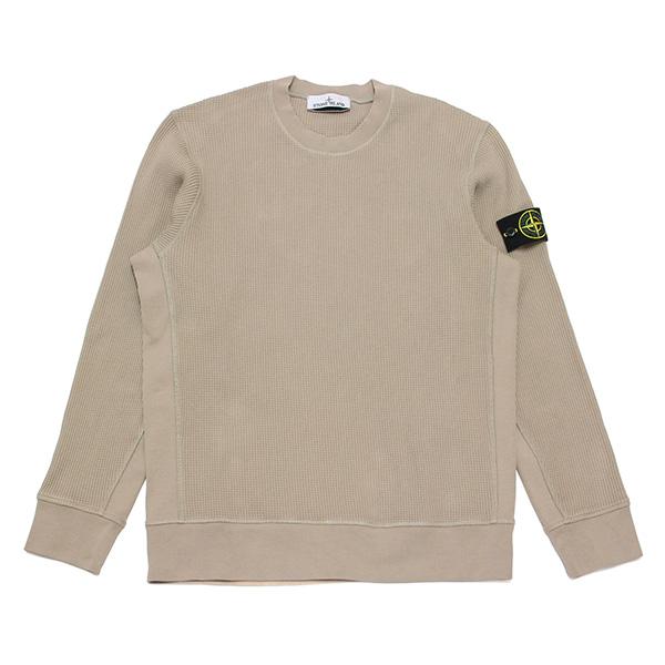 STONE ISLAND（ストーン アイランド） 26SSモデル バッジワッペン付き