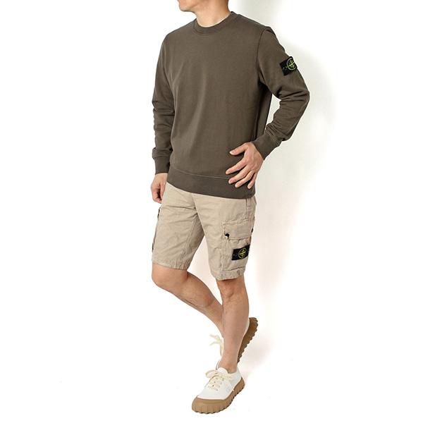 STONE ISLAND（ストーン アイランド） 26SSモデル バッジワッペン付き
