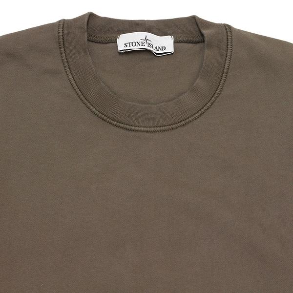 26SSモデル ストーンアイランド STONE ISLAND バッジワッペン付き コットンフリース スウェットトレーナー【V007C UMBER】 L1S156100060 S0051 V007C/【2026SS】の画像