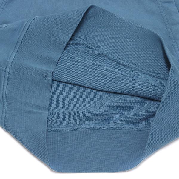 STONE ISLAND（ストーン アイランド） 25AWモデル バッジワッペン付き
