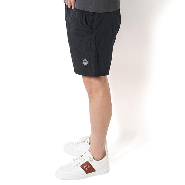 STONE ISLAND（ストーン アイランド） 26SSモデル コンパスパッチ