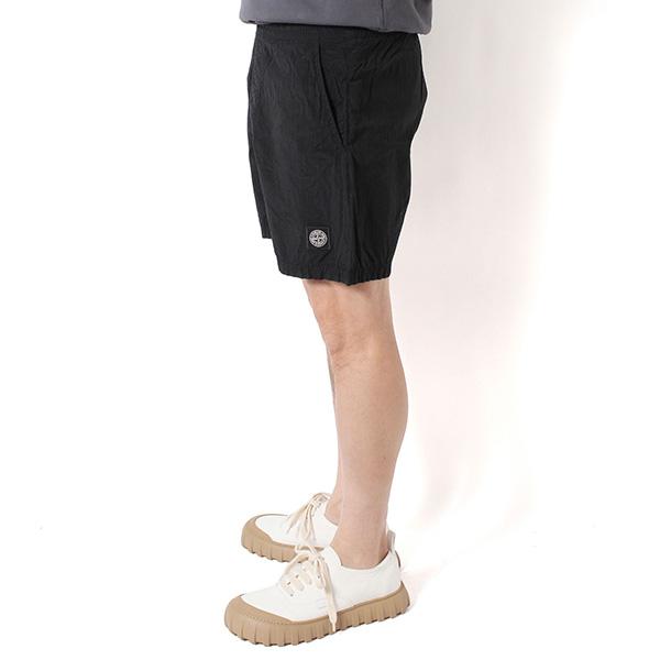 STONE ISLAND（ストーン アイランド） 26SSモデル コンパスパッチ