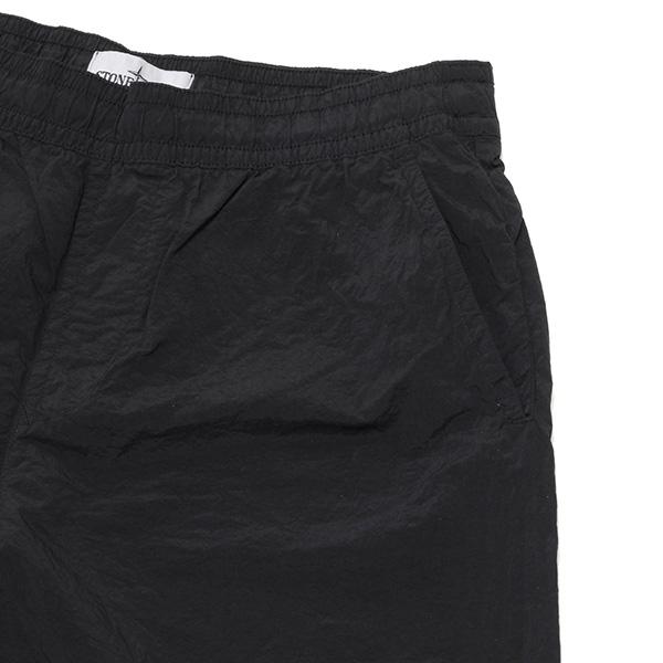 STONE ISLAND（ストーン アイランド） 26SSモデル コンパスパッチ