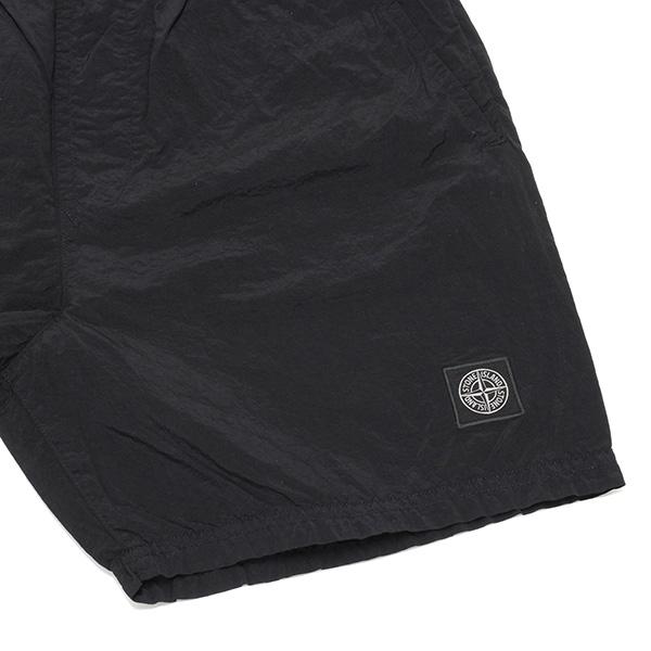 STONE ISLAND（ストーン アイランド） 26SSモデル コンパスパッチ