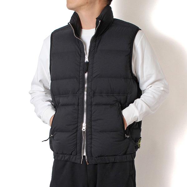 STONE ISLAND（ストーン アイランド） 25AWモデル バッジワッペン付き