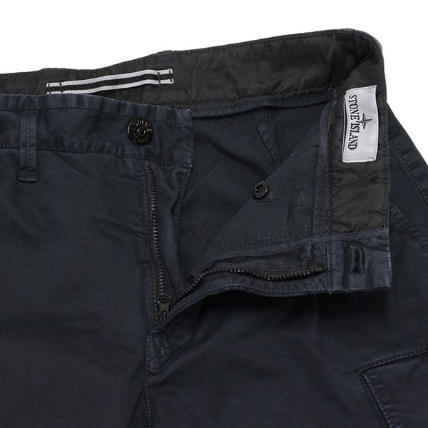 STONE ISLAND（ストーン アイランド） 26SSモデル バッジワッペン付き