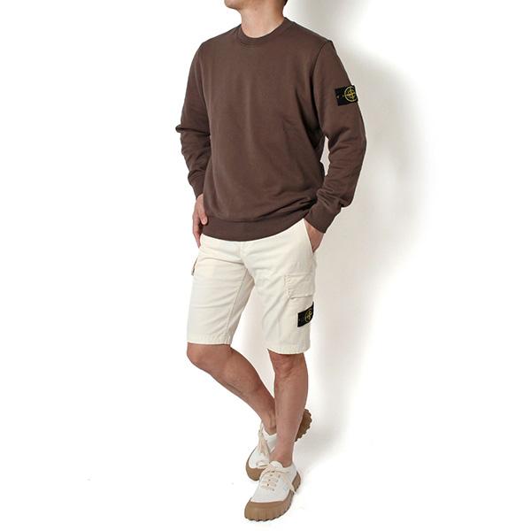 STONE ISLAND（ストーン アイランド） 26SSモデル バッジワッペン付き