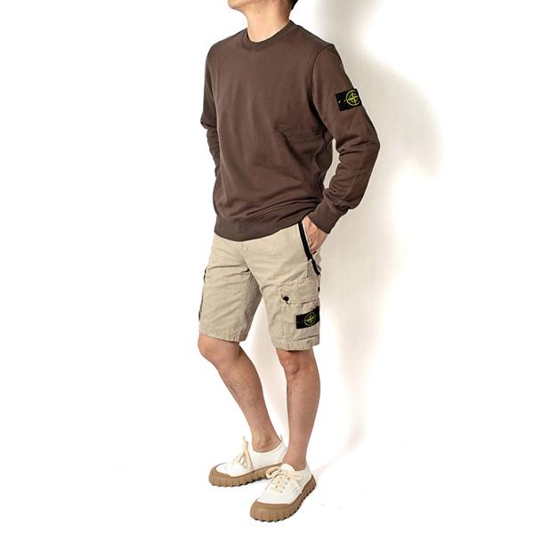 STONE ISLAND（ストーン アイランド） 26SSモデル バッジワッペン付き