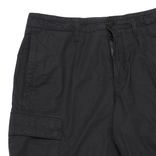 STONE ISLAND（ストーン アイランド） 26SSモデル バッジワッペン付き
