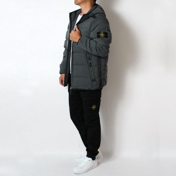 ストーンアイランド STONE ISLAND  ワッペン付き ダウンジャケット【グレー】 43728  V0062/【2023-24AW】m-outer｜drawers｜02