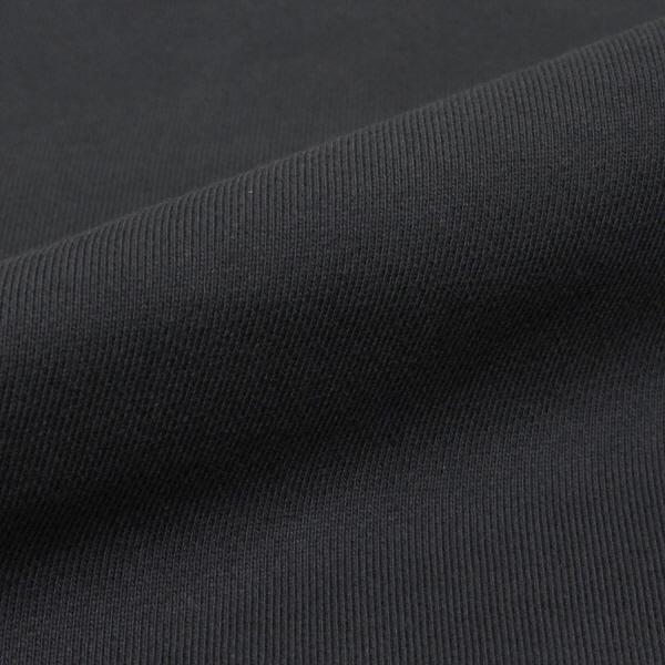 STONE ISLAND（ストーン アイランド） ワッペン付き プルオーバー