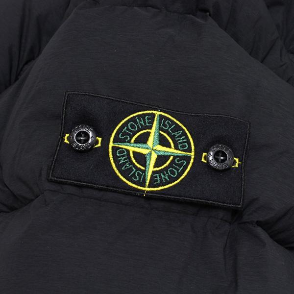 STONE ISLAND 24AWモデル ストーンアイランド バッジワッペン付き 撥水
