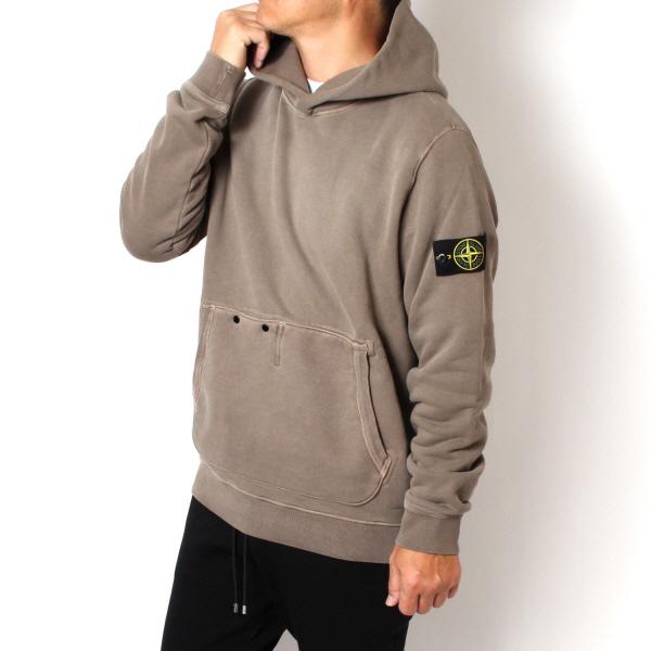 STONE ISLAND（ストーン アイランド） 24AWモデル バッジワッペン付き