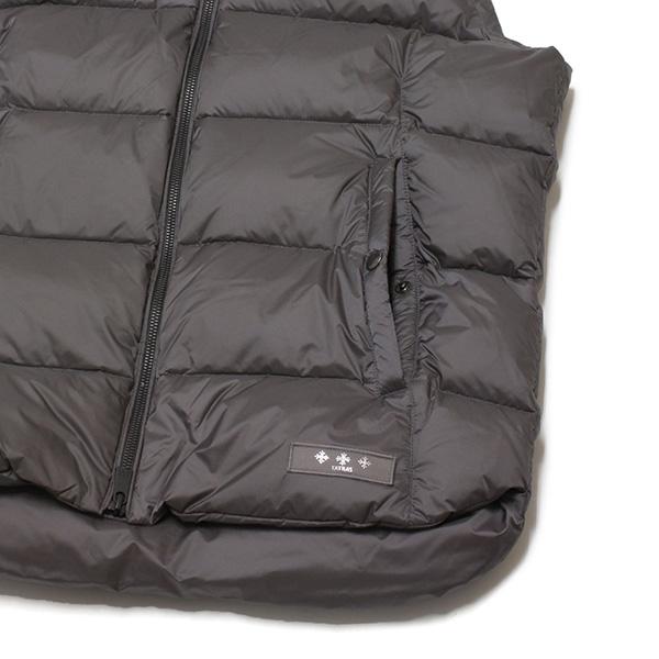 タトラス春コートサイズ3　インナーダウンベスト付き タトラス春コートサイズ3 インナーダウンベスト付き タトラス春