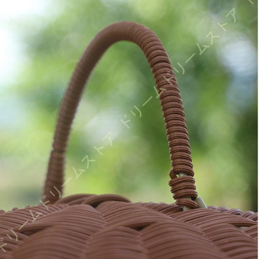 ペットベッド 藤編み ラタン ドーム型 ペットハウス 通気性抜群 夏用 涼しい ござ付き クッション付き 天然素材 猫ちぐら 猫ネスト 手編み 細工品 小型犬 クッション付き