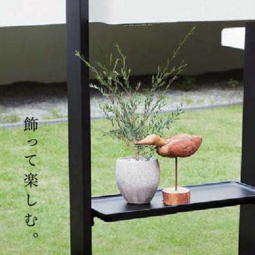 リクシル 機能門柱FS 組み合わせ例-2 門柱＋ポスト後取り出し＋ボードパネル サイン 表札 おしゃれ 屋外 LIXIL リフォーム DIY | LIXIL | 04