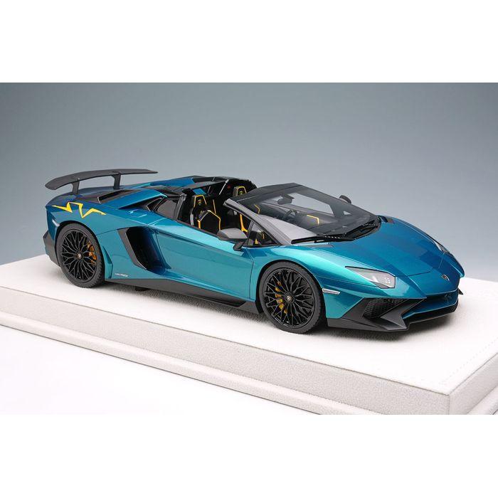 EIDOLON 1/43 Lamborghini Aventador LP750-4 SV Roadster 2015