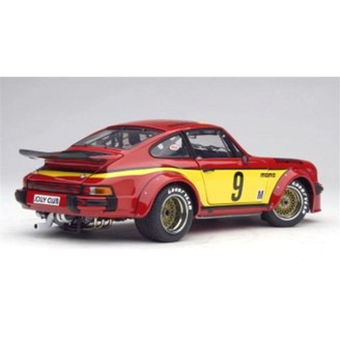 EXOTO 1/18 ポルシェ 934 momo 1977年シルバーストーン6時間レース ＃9 V.ブランビラ 国際貿易 RLG19095