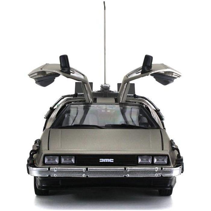Sun Star 1/18 デロリアン BACK TO THE FUTURE Part 1 DMC-12 模型