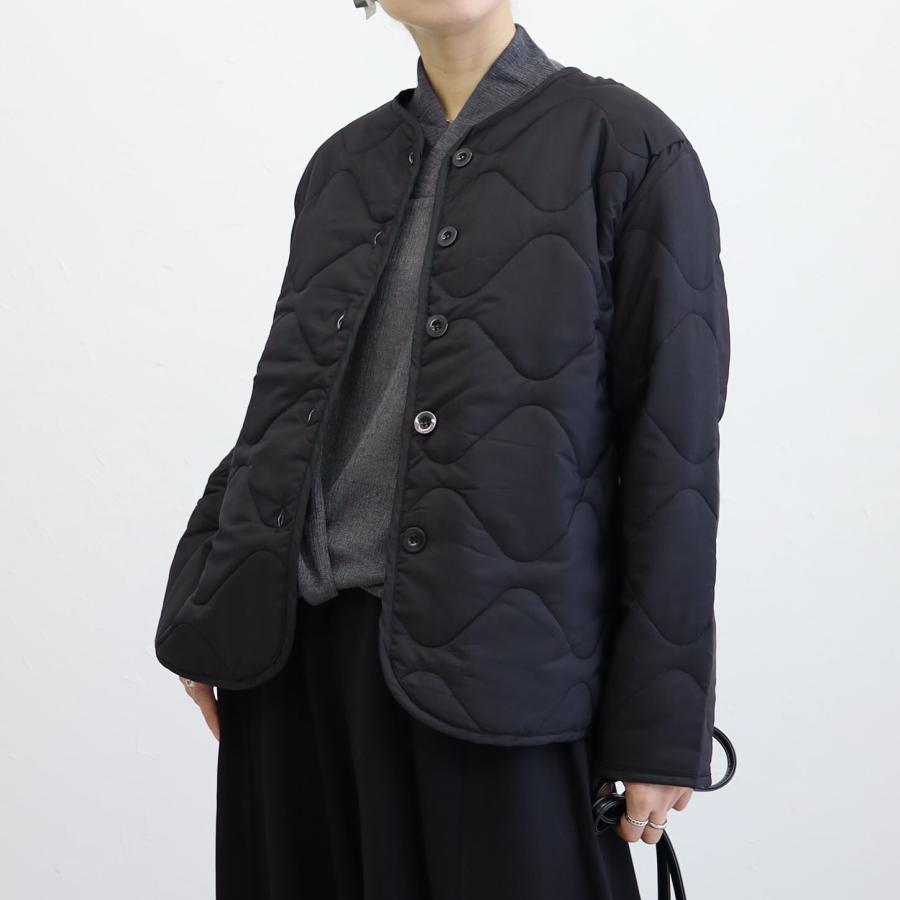 キルティングジャケット レディース 中綿 ジャケット 軽量 ノーカラー