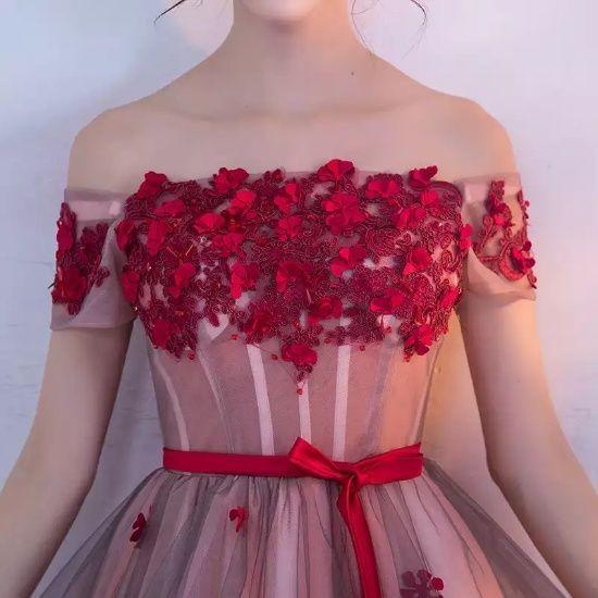 発表会 フィッシュテールドレス 赤 オフショルダー 花びら 飾り フレア