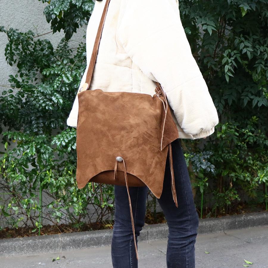 毎週更新 特注アイテム ディアスキン コンチョ付巾着バッグ 特大