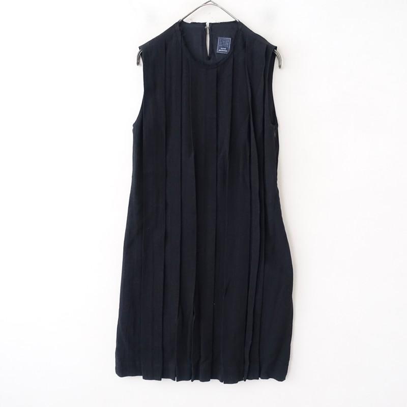 mina perhonen（ミナペルホネン） *drafty タック入りノースリーブ