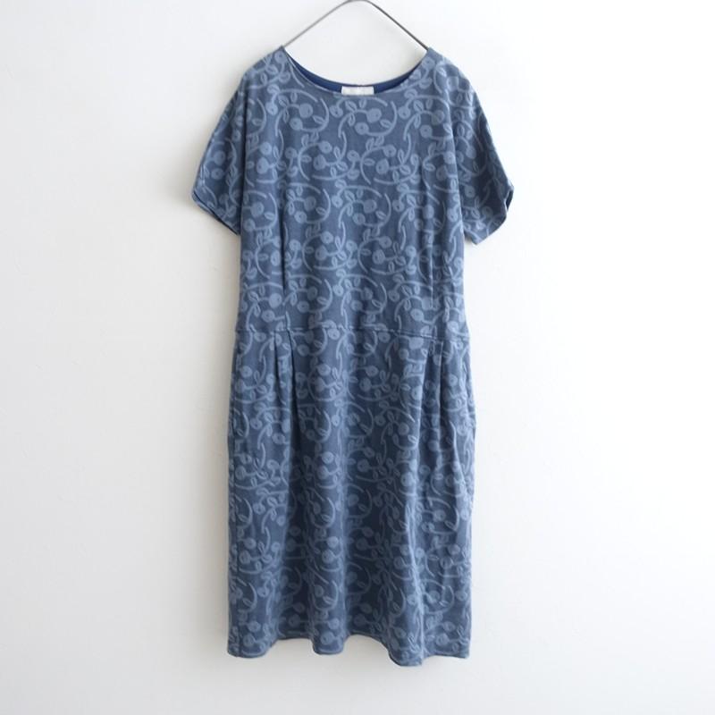 新品未使用Sally Scottグレー 花柄刺繍 ノースリーブ ひざ丈ワンピース 新品未使用Sally Scottグレー 花柄刺繍 ノースリーブ ひざ丈ワンピース
