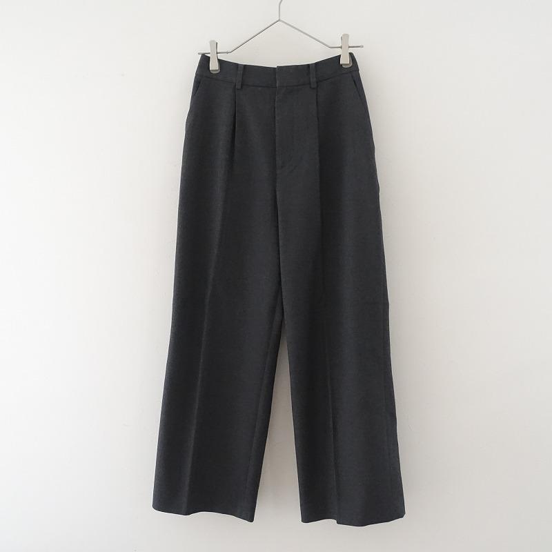 Spick&Span】ウォッシャブルタックストレートパンツ