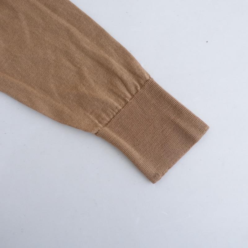 JOHN SMEDLEY（ジョンスメドレー） *Vネックメリノウールニット