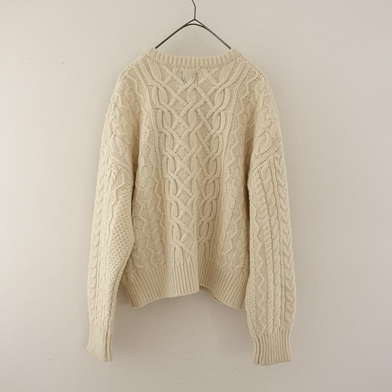オオカミとフクロウ 美品☆ベージュ ケーブルニットセーター TA 10