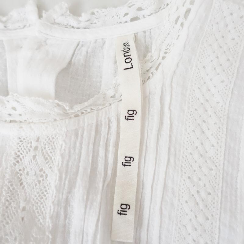 fig London（フィグロンドン） *ピンタックレース使いバックボタン 