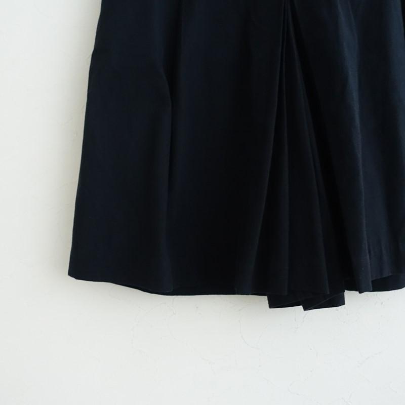 MARGARET HOWELL（マーガレットハウエル） *センタープリーツ