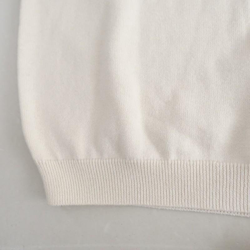 Yoli ヨリ　クルーネックニット（ホワイト） Yoli ヨリ｜クルーネックニット（ホワイト）Crewneck knit