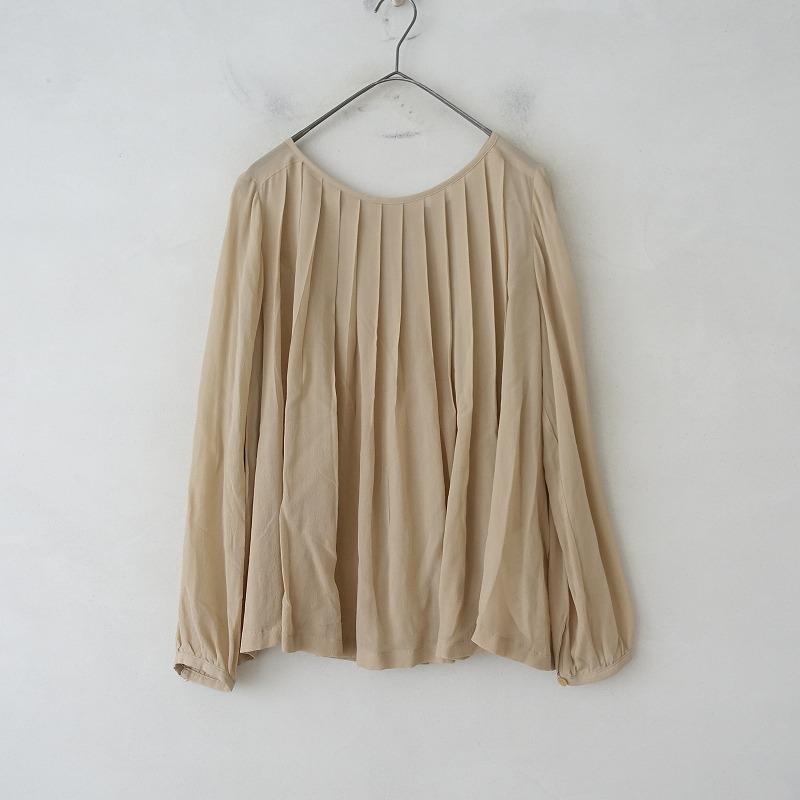 リゼッタ Lisette *シルクプリーツブラウス*絹ベージュノーカラー
