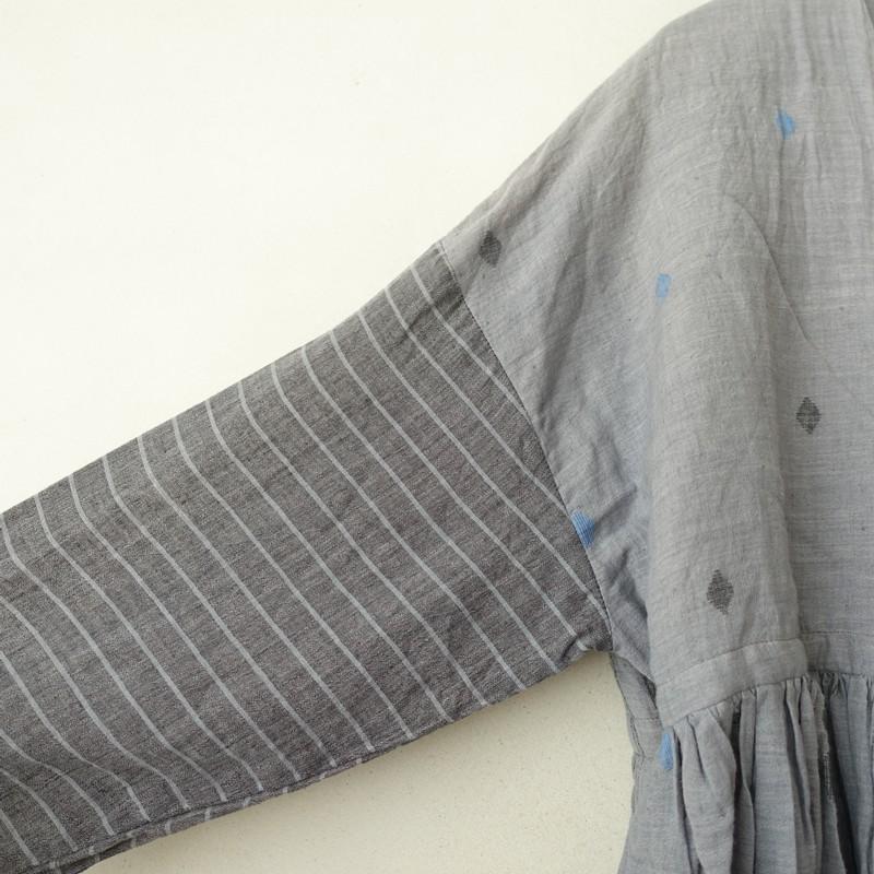 トゥーチャパティー TWO CHAPATI *ラバリブラウス*コットン綿グレー総