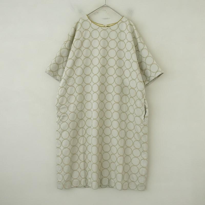 mina perhonen（ミナペルホネン） *tambourine 刺しゅうワンピース*38