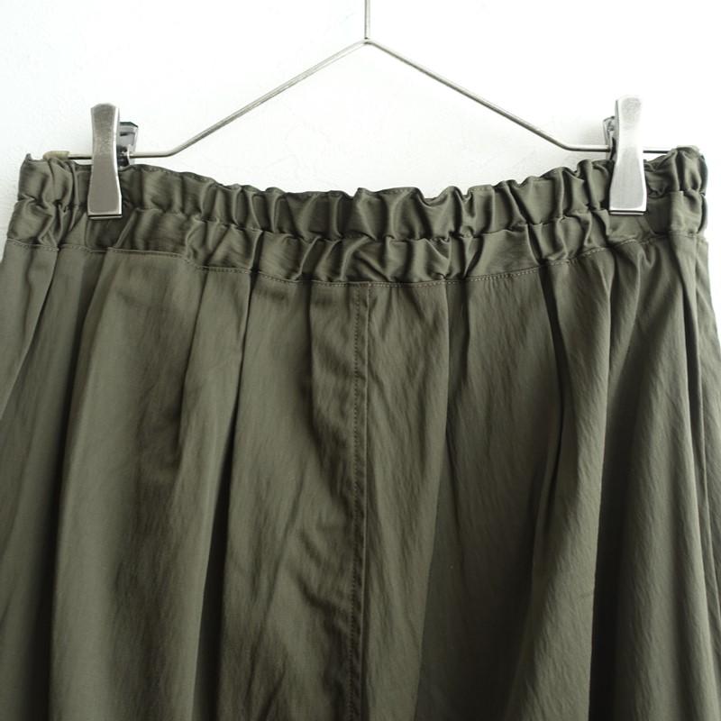 wafflish waffle（ワッフリッシュワッフル） *裾リブタックテーパード