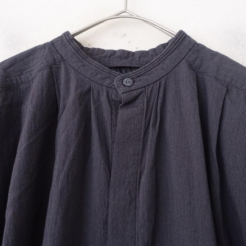 えみおわす *スタンドカラータックギャザーストライプワンピース