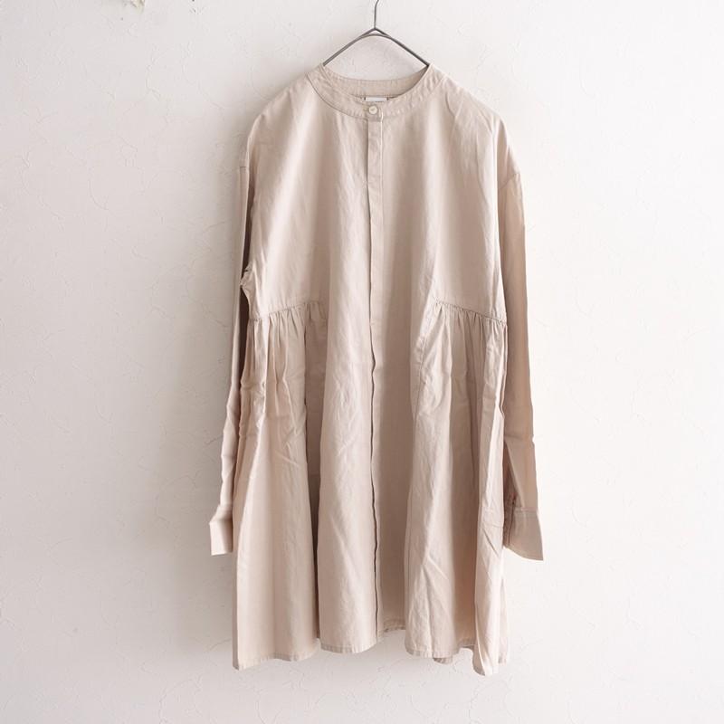 美品　45R コサージュ　長袖Tシャツ　ベージュ　シルク混　チュニック アーバンリサーチドアーズ URBAN RESEARCH DOORS *サイドギャザー