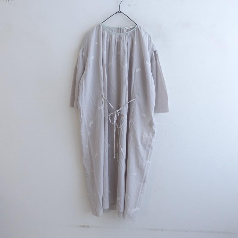 【未着用】mina perhonen choucho ワンピース 36インナー付 未着用】mina perhonen choucho ワンピース 36インナー付 mina