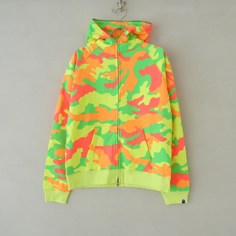 未使用品】アベイシングエイプ A BATHING APE *蛍光カモフラプリント  