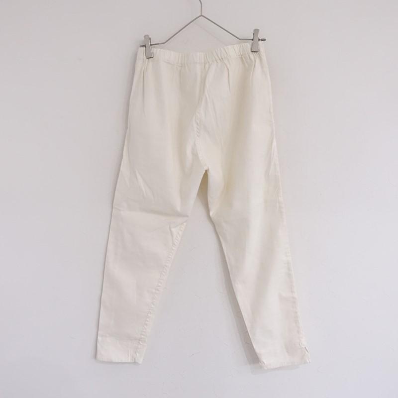 ヴェリテクール 白いコットンパンツ Veritecoeur（ヴェリテクール） *サブリナストレッチパンツ*2オフ