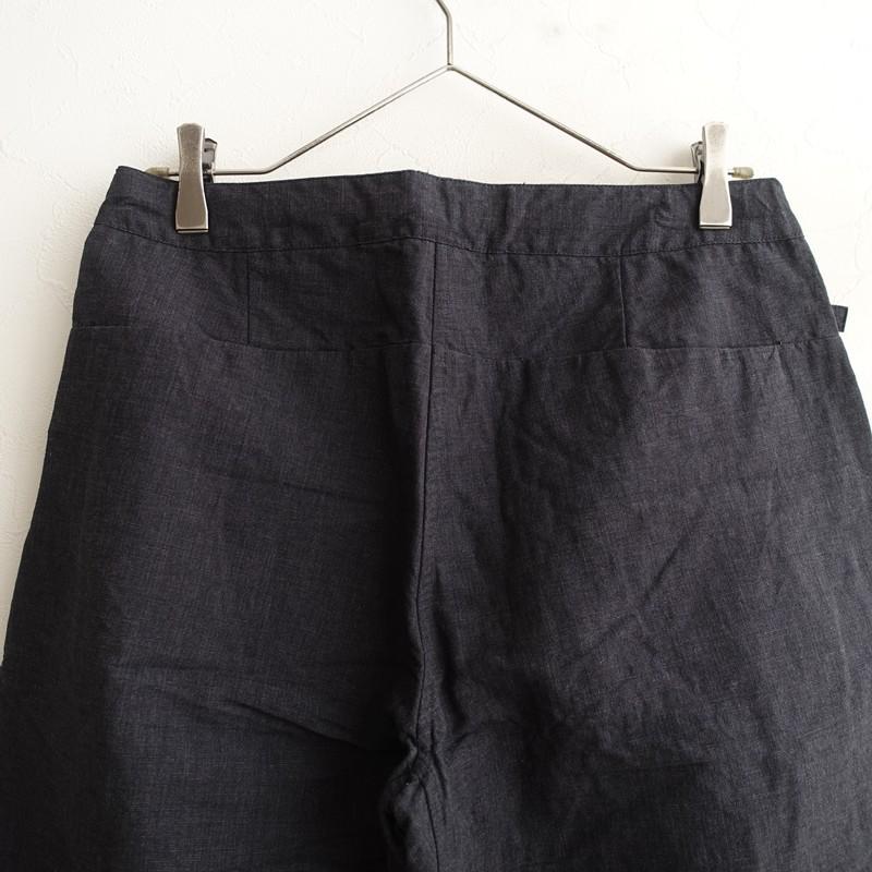 えみおわす　ダーツパンツ生成　Sサイズ 10月4日-10日｜えみおわす 秋冬展 【商品のご案内】｜恵文社 | 本